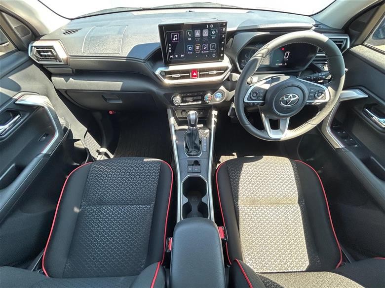 TOYOTA RAIZE 2024/10