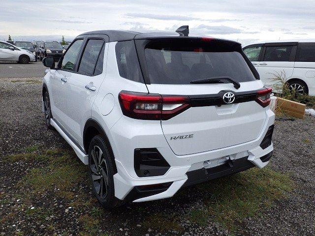 TOYOTA RAIZE 2025/10