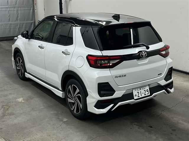 TOYOTA RAIZE 2025/9