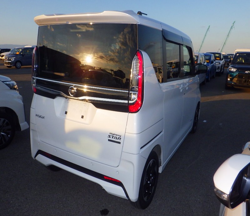 NISSAN  ROOX 2023/