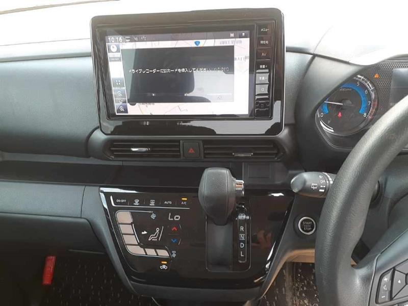 NISSAN ROOX 2023/8