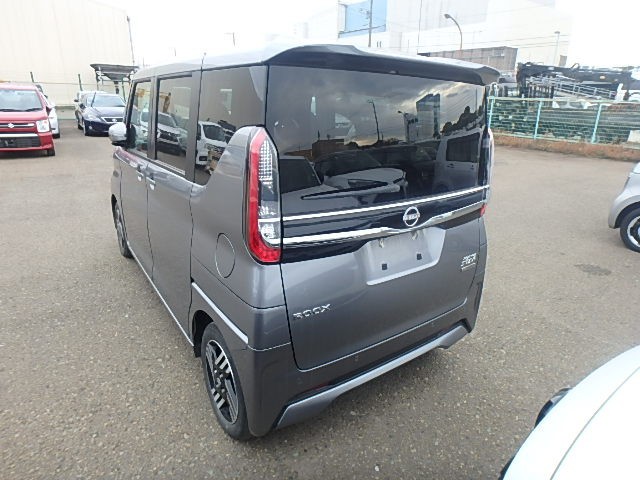 NISSAN  ROOX 2023/