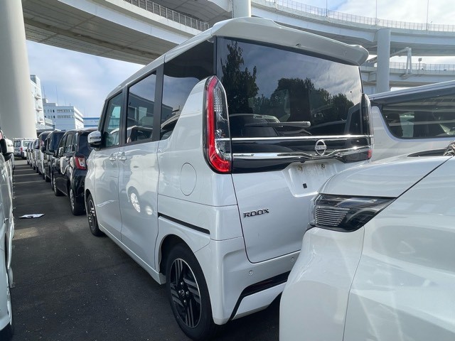 NISSAN  NISSAN  2023/