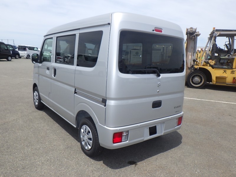SUZUKI EVERY 2025/10