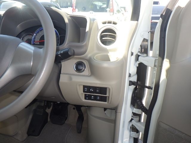 SUZUKI EVERY WAGON 2023/10