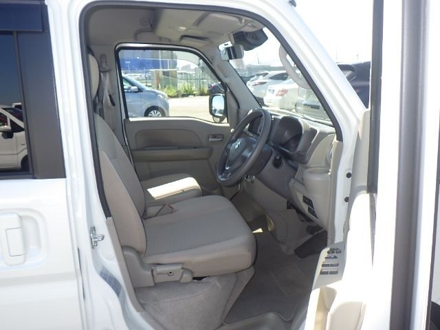 SUZUKI EVERY WAGON 2023/10