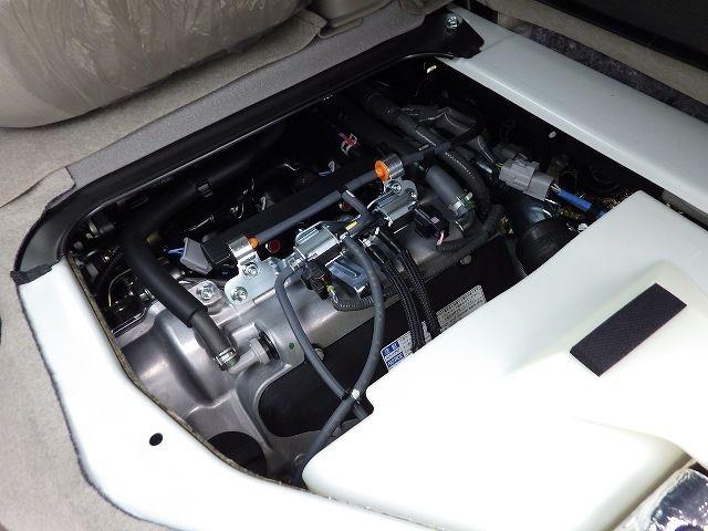 SUZUKI EVERY WAGON 2025/8