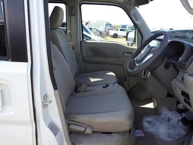 SUZUKI EVERY WAGON 2025/9