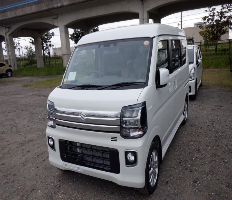 SUZUKI EVERY WAGON 2025/9