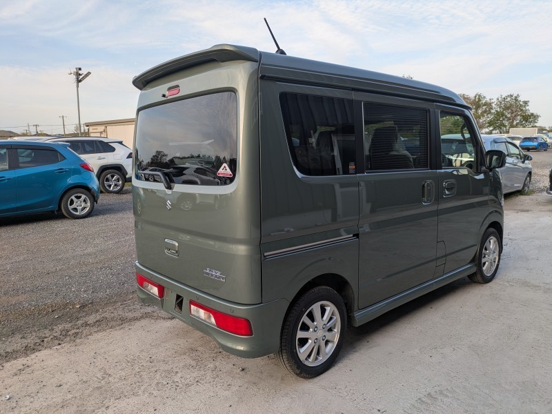 SUZUKI EVERY WAGON 2026/3