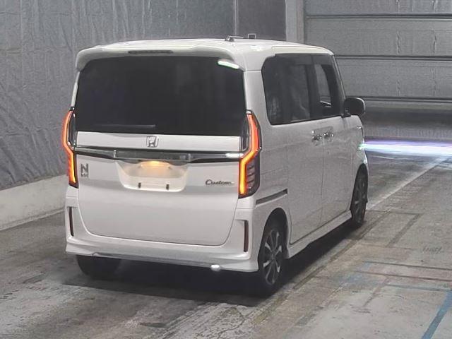 HONDA N BOX CUSTOM 2022/9