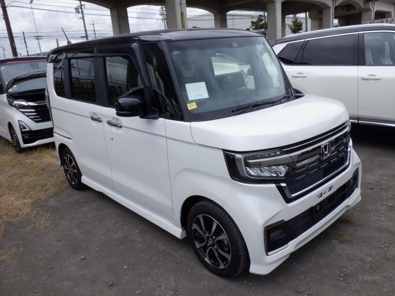 HONDA N BOX CUSTOM 2023/10