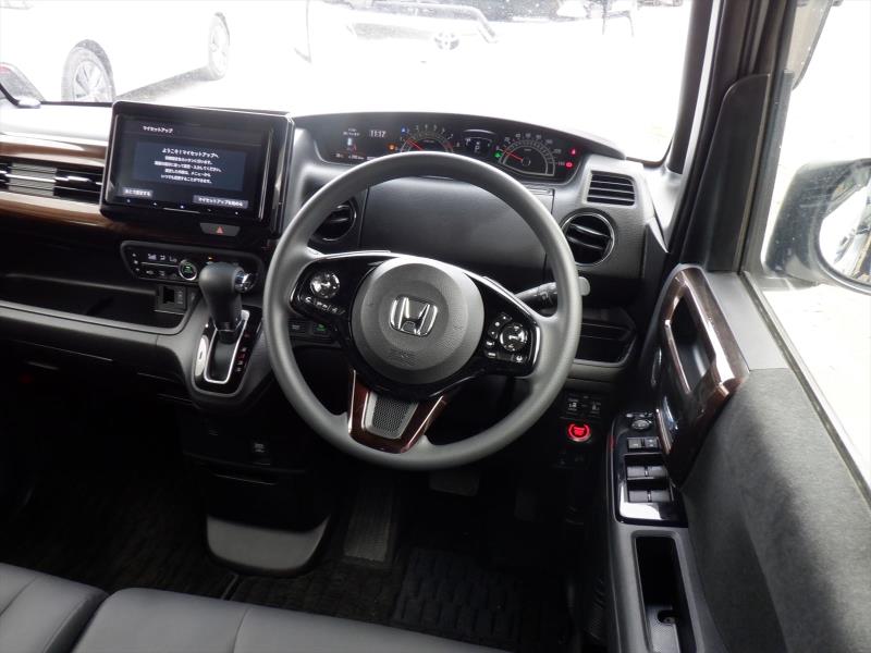 HONDA N BOX CUSTOM 2023/10