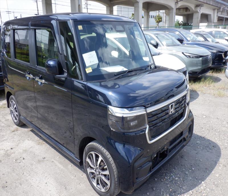 HONDA N BOX CUSTOM 2023/10