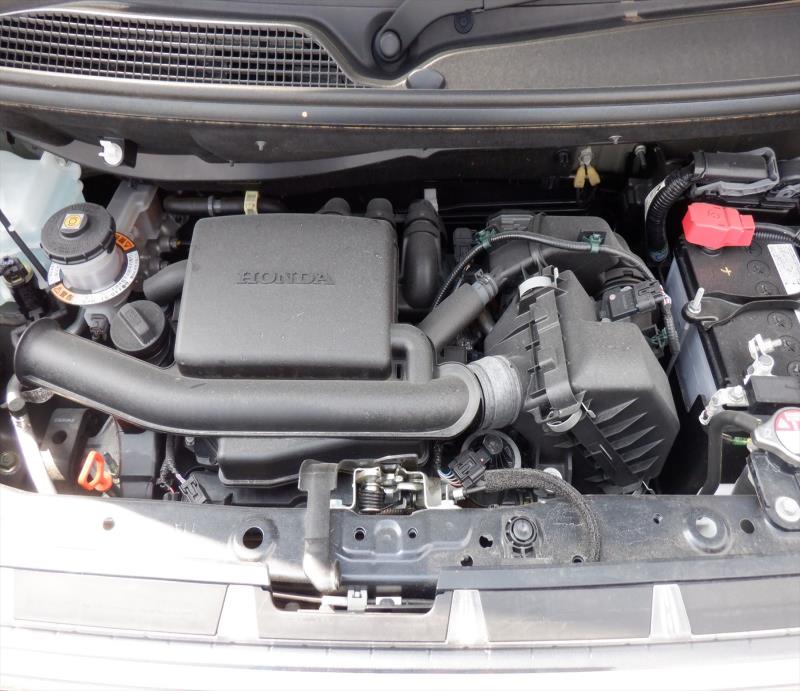 HONDA N BOX CUSTOM 2023/10