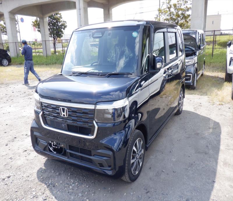 HONDA N BOX CUSTOM 2023/10