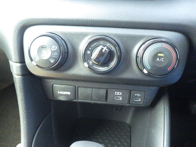 TOYOTA YARIS 2024/12