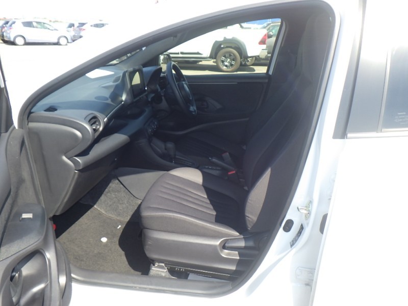 TOYOTA YARIS 2024/12