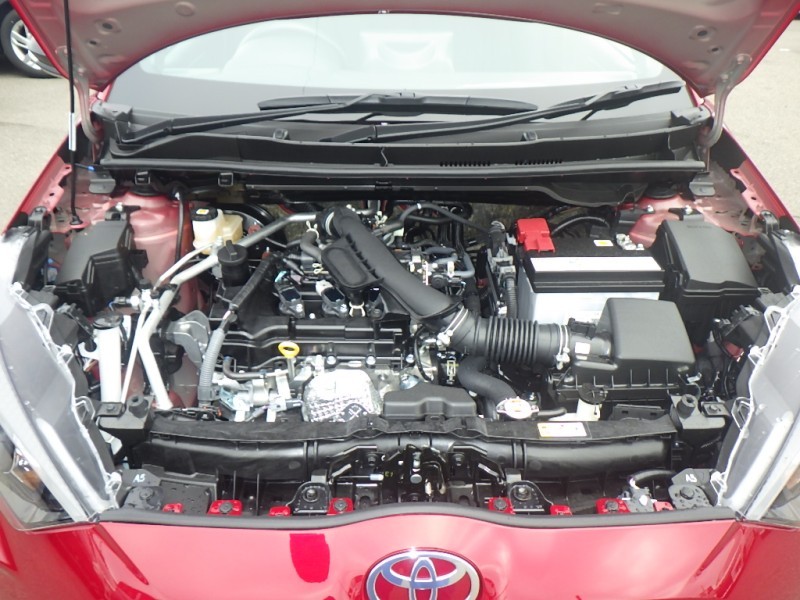 TOYOTA YARIS 2026/5