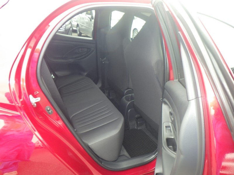 TOYOTA YARIS 2026/5