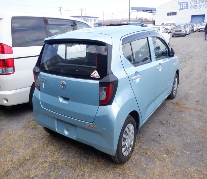 TOYOTA PIXIS EPOCH 2023/6