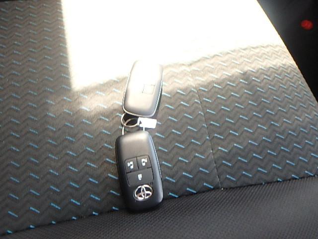 TOYOTA ROOMY 2022/9