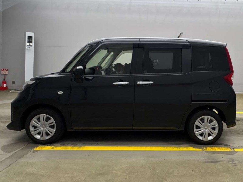 TOYOTA ROOMY 2022/9