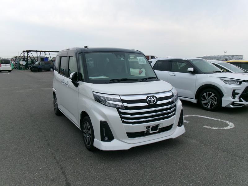 TOYOTA ROOMY 2022/9