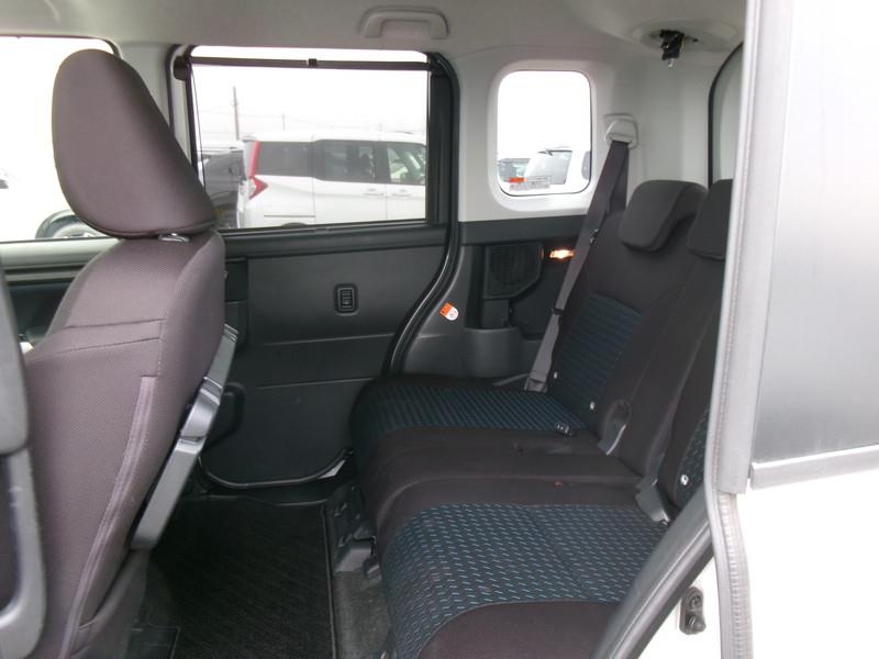 TOYOTA ROOMY 2022/9