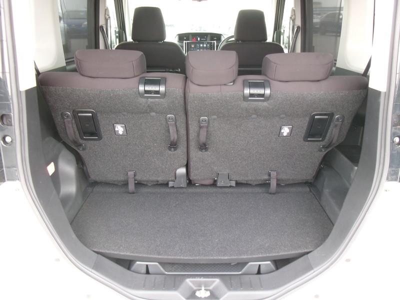 TOYOTA ROOMY 2022/9