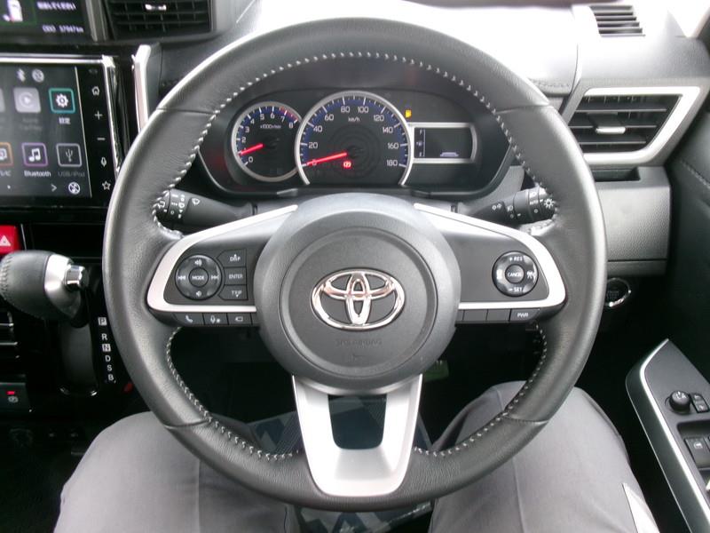 TOYOTA ROOMY 2022/9