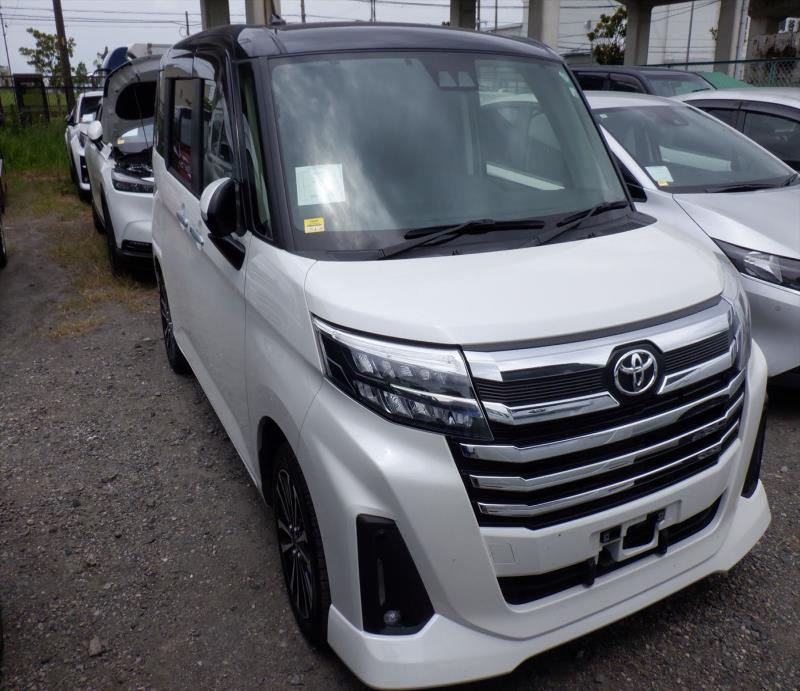 TOYOTA ROOMY 2022/10