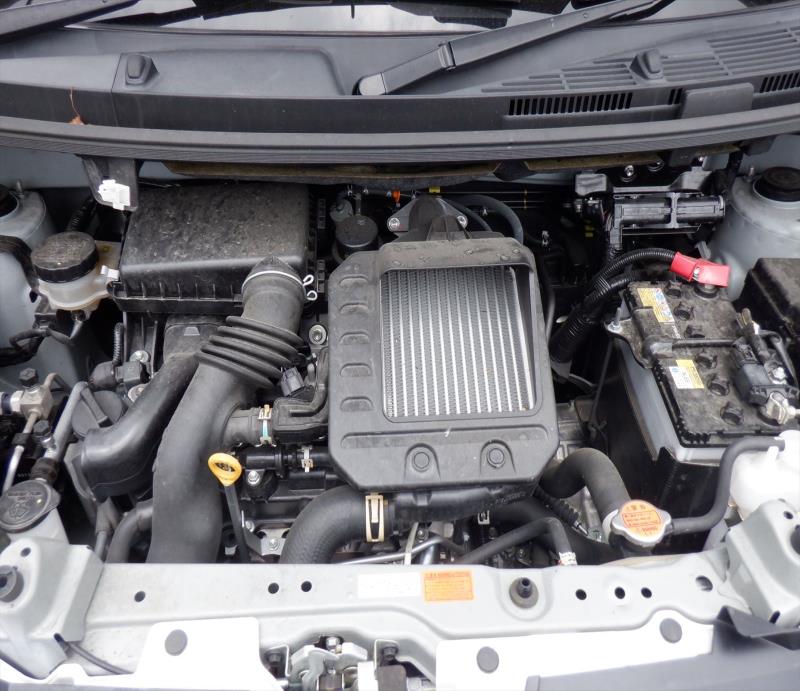 TOYOTA ROOMY 2022/10