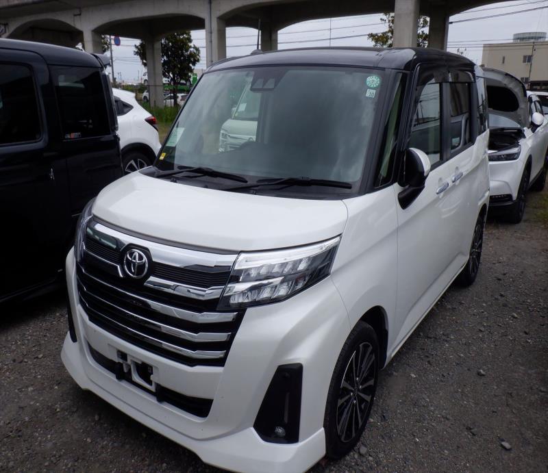 TOYOTA ROOMY 2022/10