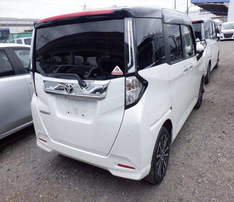 TOYOTA ROOMY 2022/10
