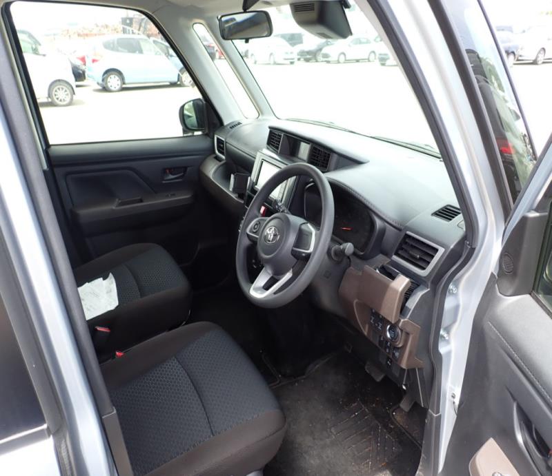 TOYOTA ROOMY 2022/10