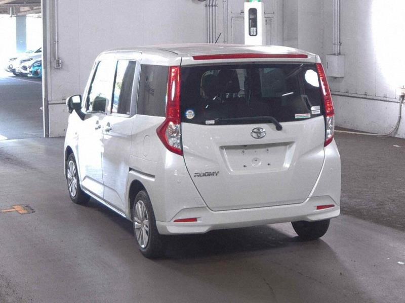 TOYOTA ROOMY 2022/12