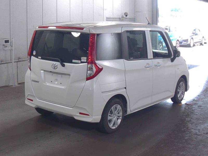 TOYOTA ROOMY 2022/12