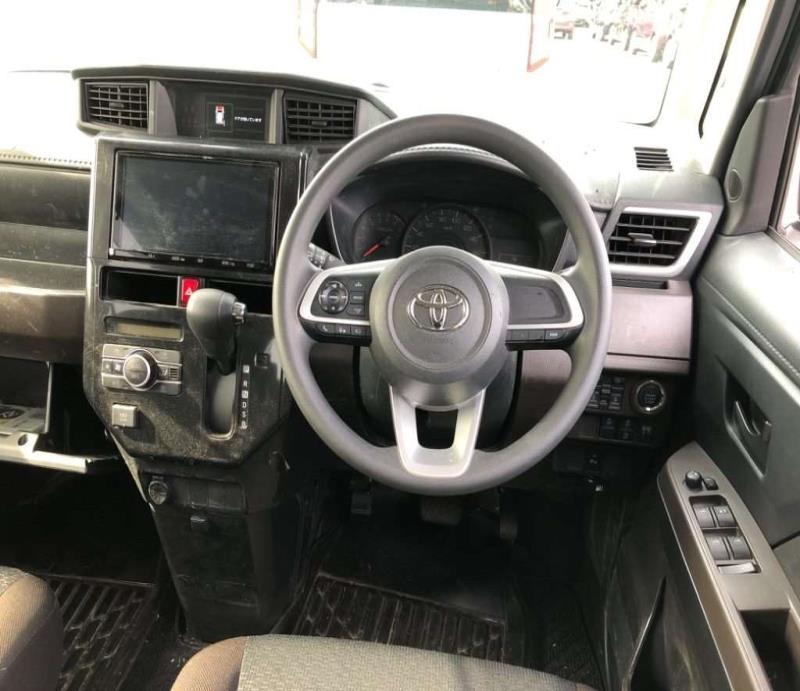 TOYOTA ROOMY 2022/11