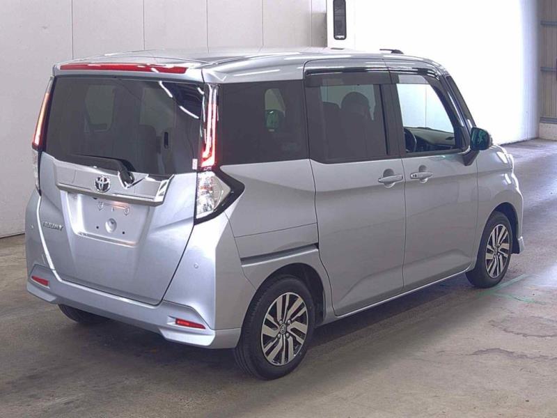 TOYOTA ROOMY 2022/12
