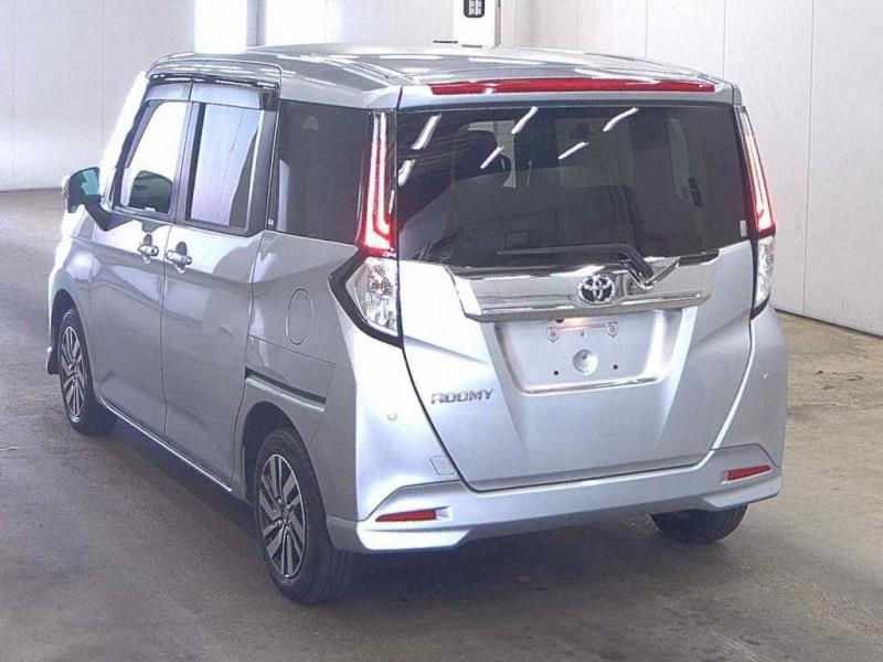 TOYOTA ROOMY 2022/12