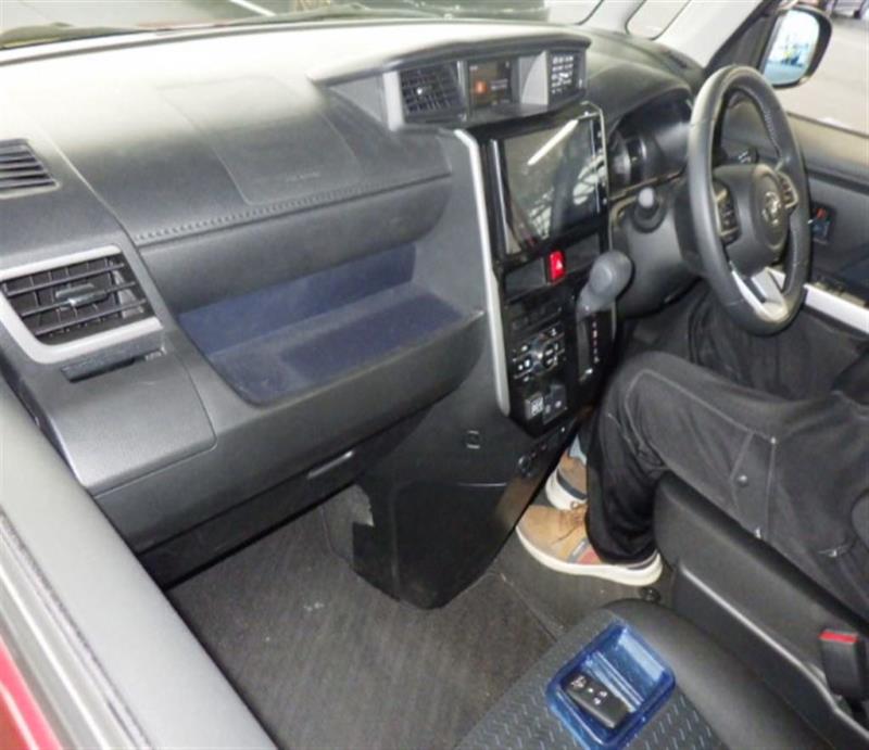 TOYOTA ROOMY 2022/12