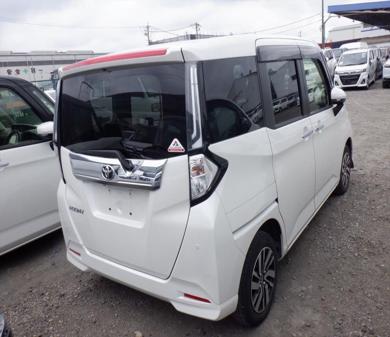 TOYOTA ROOMY 2022/12