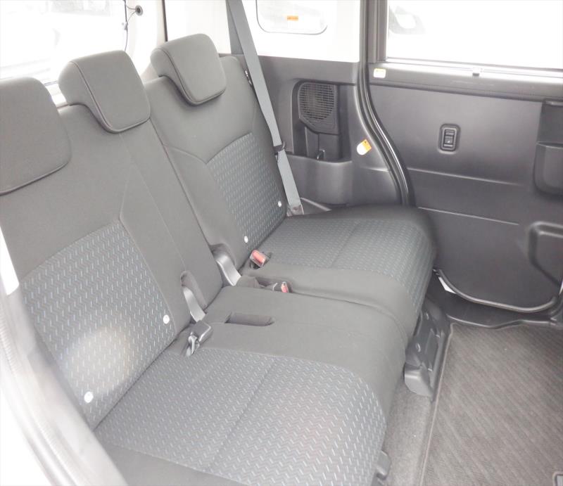 TOYOTA ROOMY 2022/12
