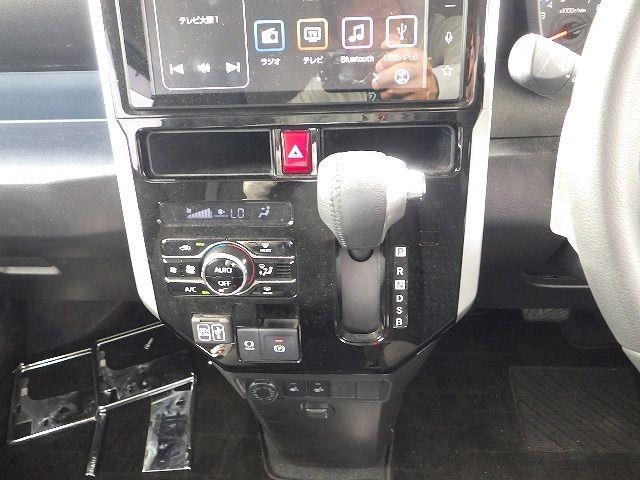 TOYOTA ROOMY 2023/3