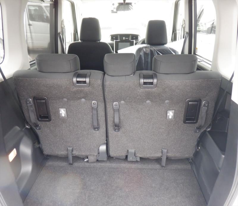 TOYOTA ROOMY 2023/7