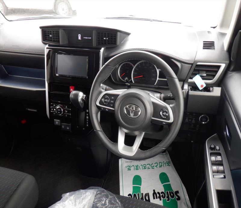TOYOTA ROOMY 2023/7