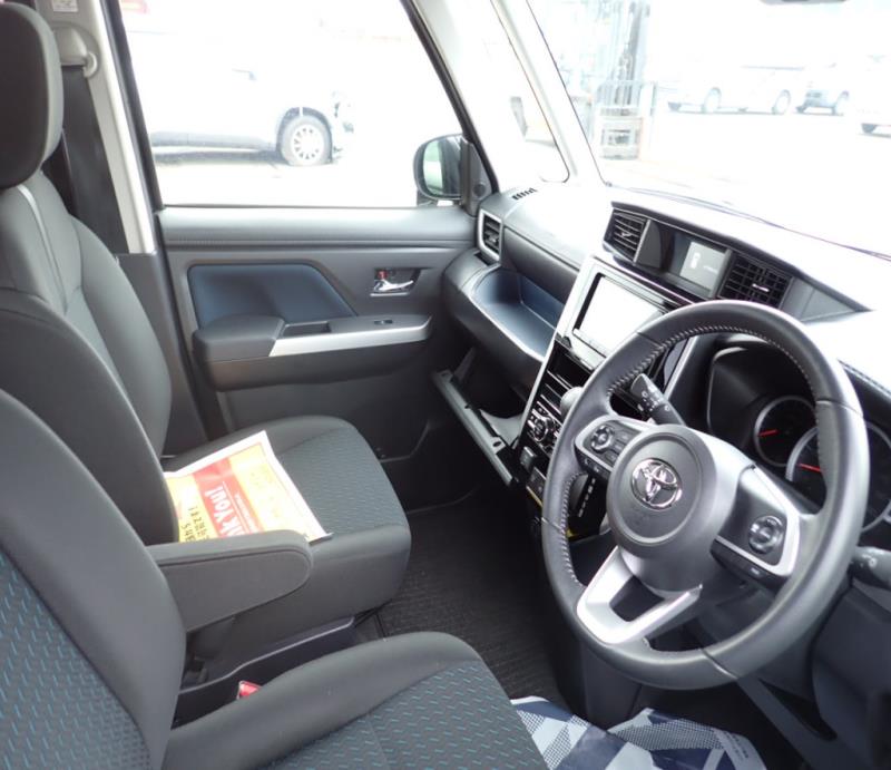 TOYOTA ROOMY 2023/7