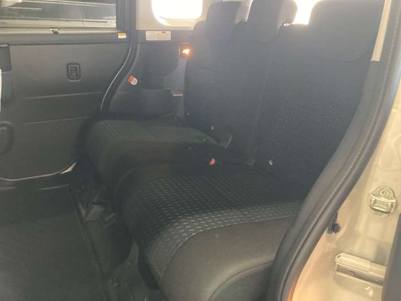 TOYOTA ROOMY 2023/9
