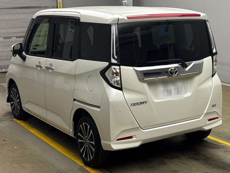 TOYOTA ROOMY 2023/9